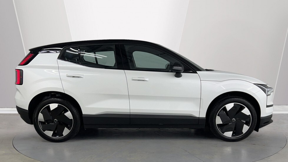 Used Volvo EX30 2025 for sale - 75952375: Photo 3