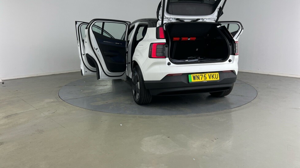 Used Volvo EX30 2025 for sale - 75952375: Photo 34