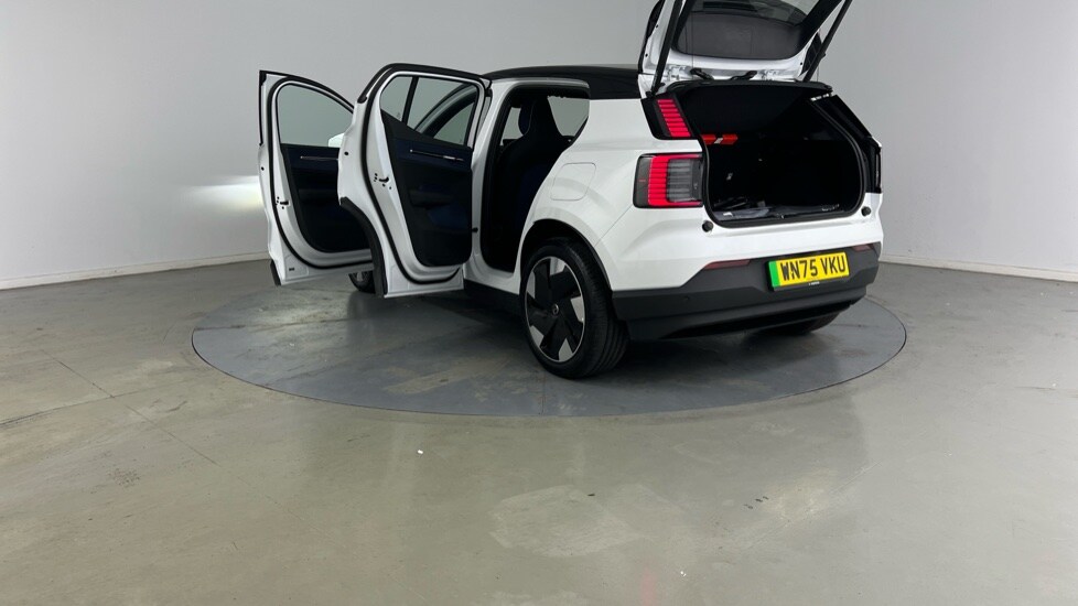 Used Volvo EX30 2025 for sale - 75952375: Photo 35