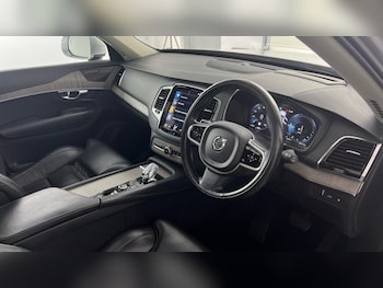 Used Volvo XC90 2020 for sale - 76580213: Photo