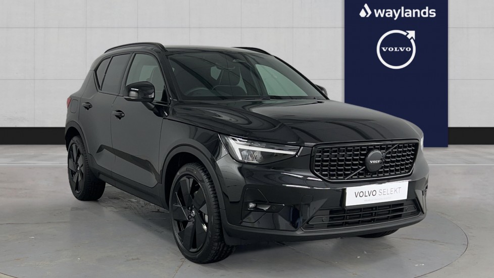 Used Volvo XC40 2025 for sale - 76233959: Photo 1