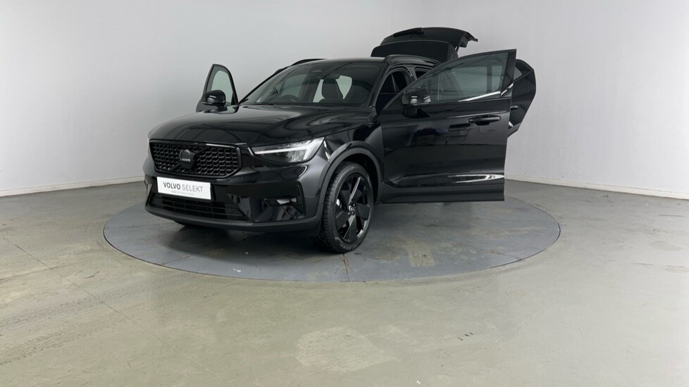 Used Volvo XC40 2025 for sale - 76233959: Photo 16