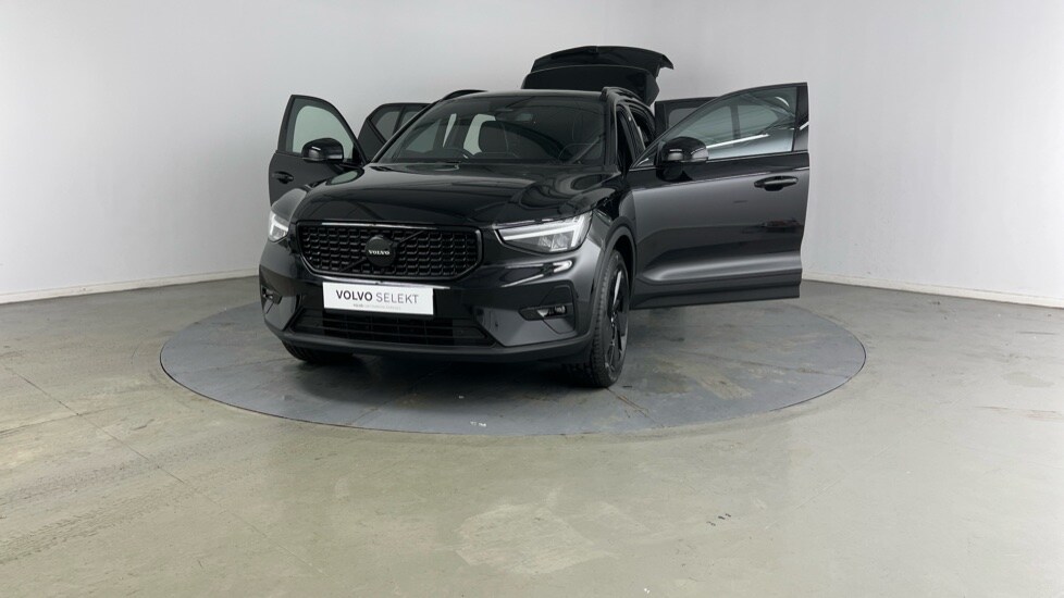 Used Volvo XC40 2025 for sale - 76233959: Photo 17