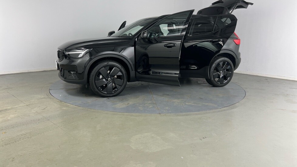 Used Volvo XC40 2025 for sale - 76233959: Photo 40