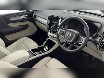 Used Volvo XC40 2025 for sale - 77778510: Photo