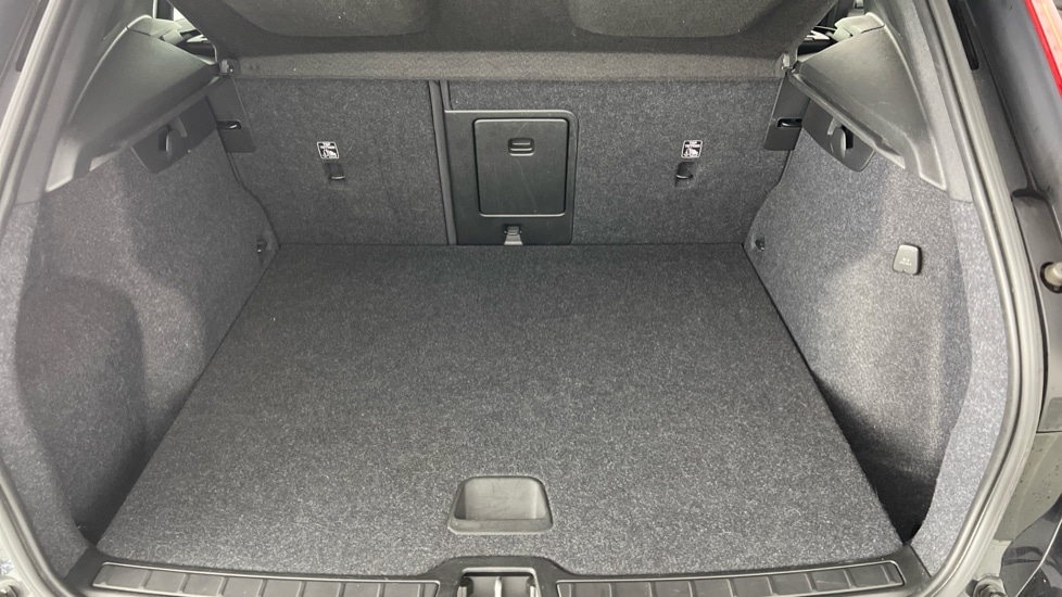 Used Volvo XC40 2021 for sale - 76523618: Photo 13