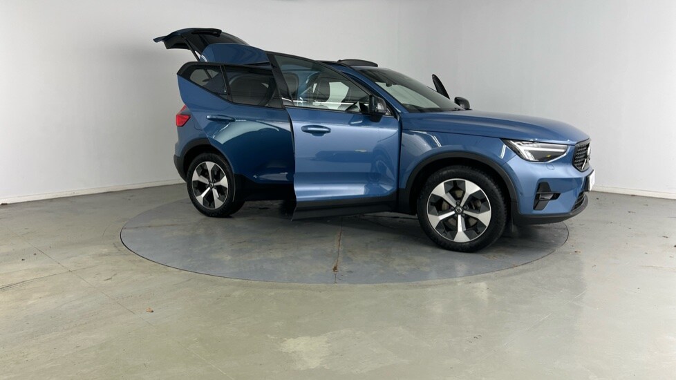 Used Volvo XC40 2023 for sale - 76507689: Photo 24