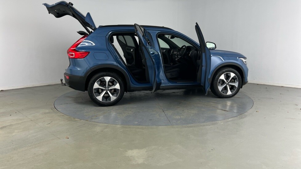 Used Volvo XC40 2023 for sale - 76507689: Photo 27