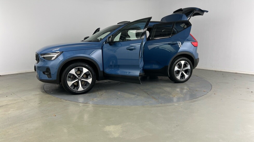 Used Volvo XC40 2023 for sale - 76507689: Photo 41