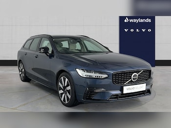 Used Volvo V90 2025 for sale - 78610284: Photo