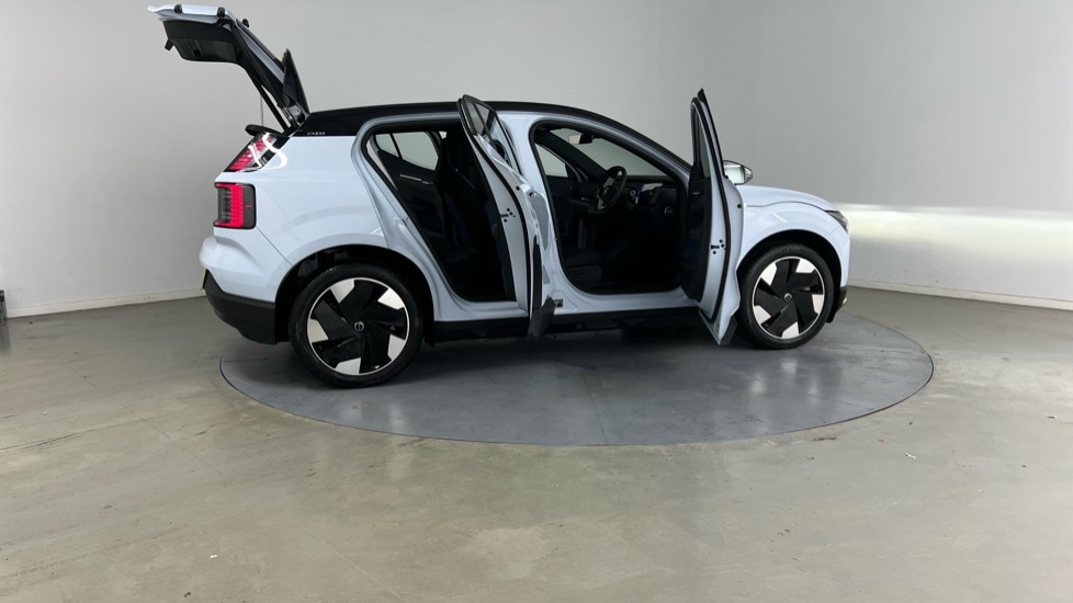 Used Volvo EX30 2025 for sale - 77795100: Photo 27