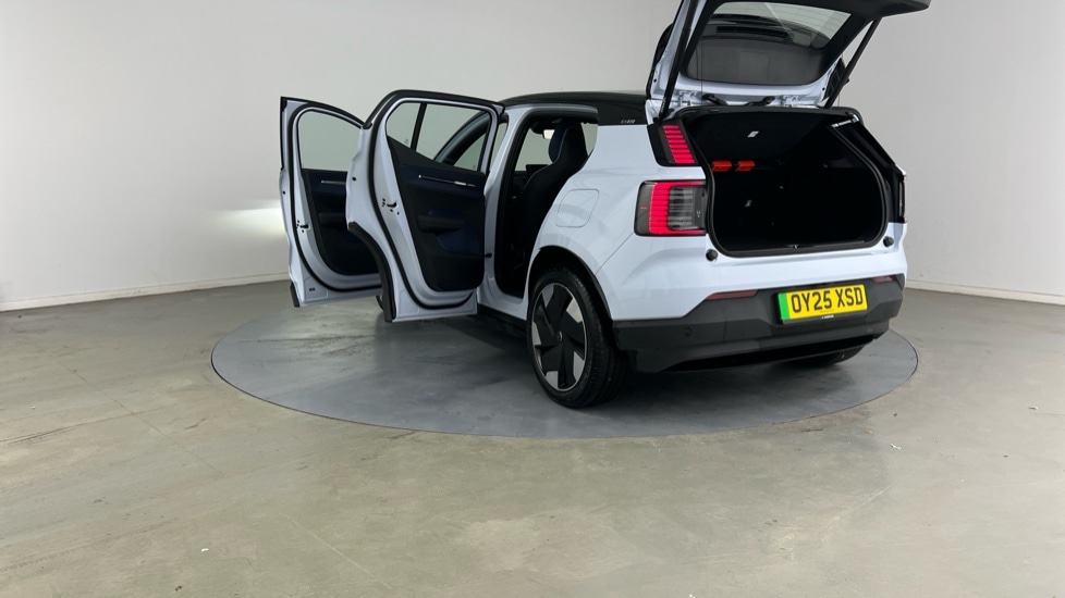 Used Volvo EX30 2025 for sale - 77795100: Photo 34