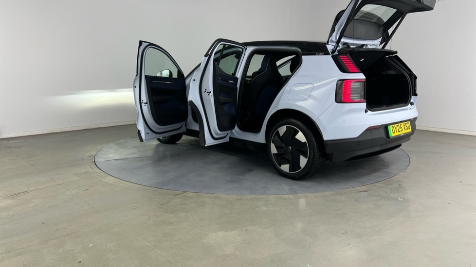 Used Volvo EX30 2025 for sale - 77795100: Photo 35