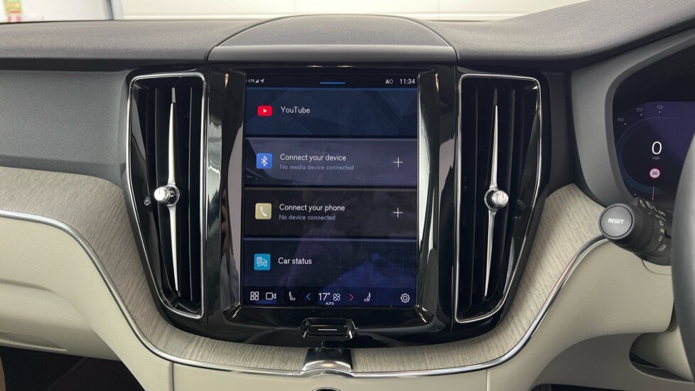 Used Volvo XC60 2022 for sale - 76098006: Photo 12