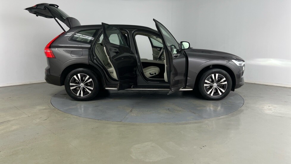 Used Volvo XC60 2022 for sale - 76098006: Photo 26