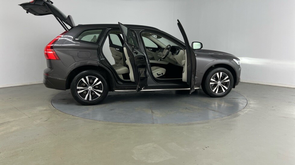 Used Volvo XC60 2022 for sale - 76098006: Photo 27