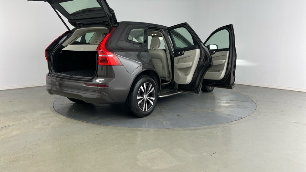 Used Volvo XC60 2022 for sale - 76098006: Photo 30