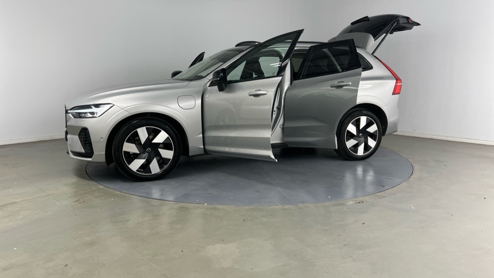 Used Volvo XC60 2025 for sale - 77588443: Photo 40