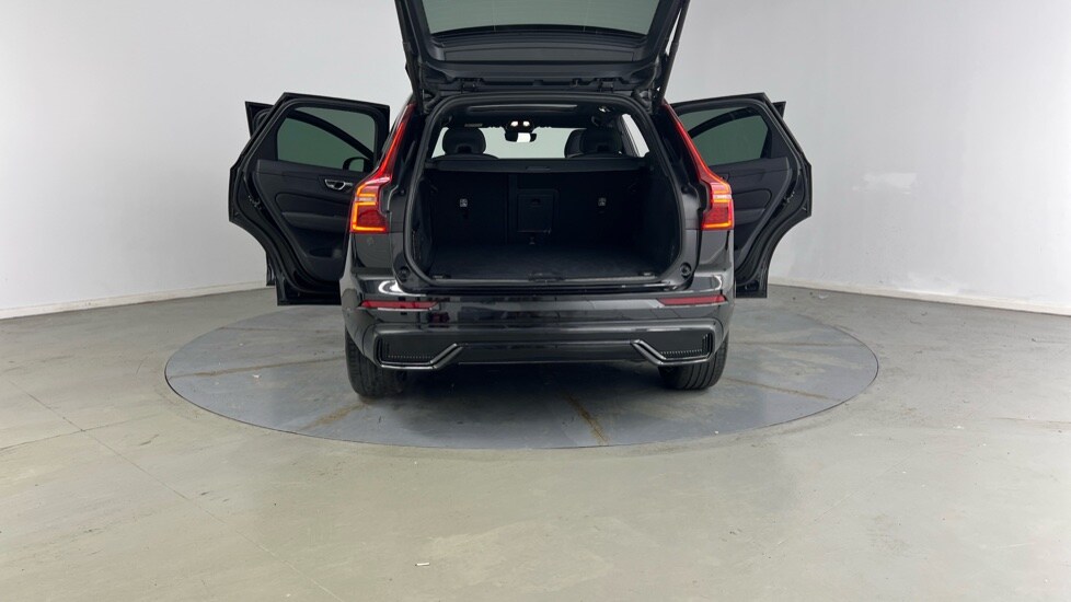 Used Volvo XC60 2025 for sale - 77819000: Photo 16