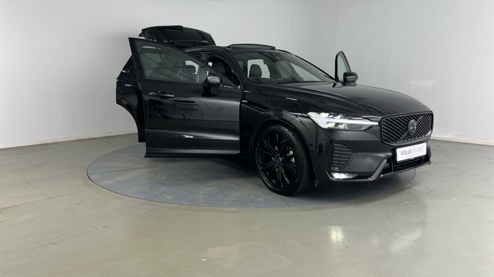 Used Volvo XC60 2025 for sale - 77819000: Photo 31