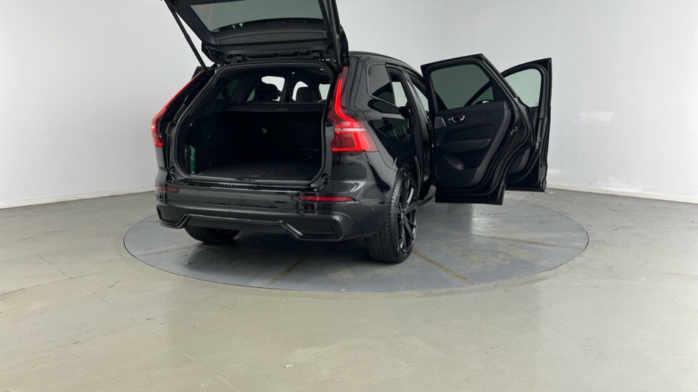 Used Volvo XC60 2025 for sale - 77819000: Photo 40