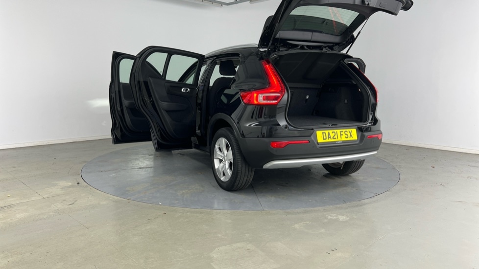 Used Volvo XC40 2021 for sale - 76851160: Photo 34