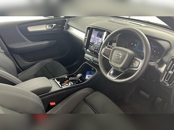 Used Volvo XC40 2025 for sale - 78523579: Photo