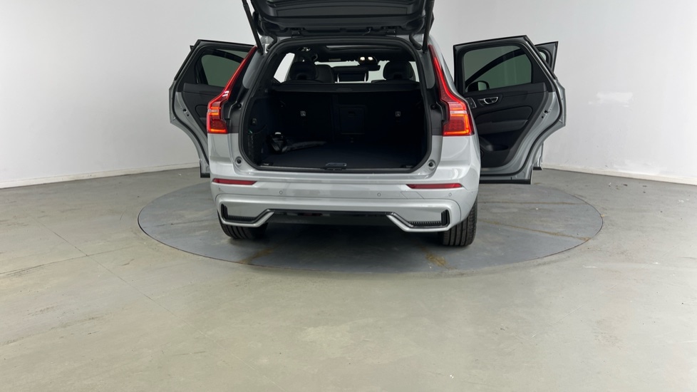 Used Volvo XC60 2025 for sale - 77762774: Photo 31