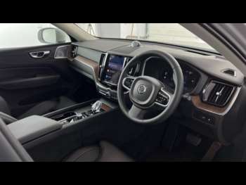 Used Volvo XC60 2024 for sale - 74472932: Photo