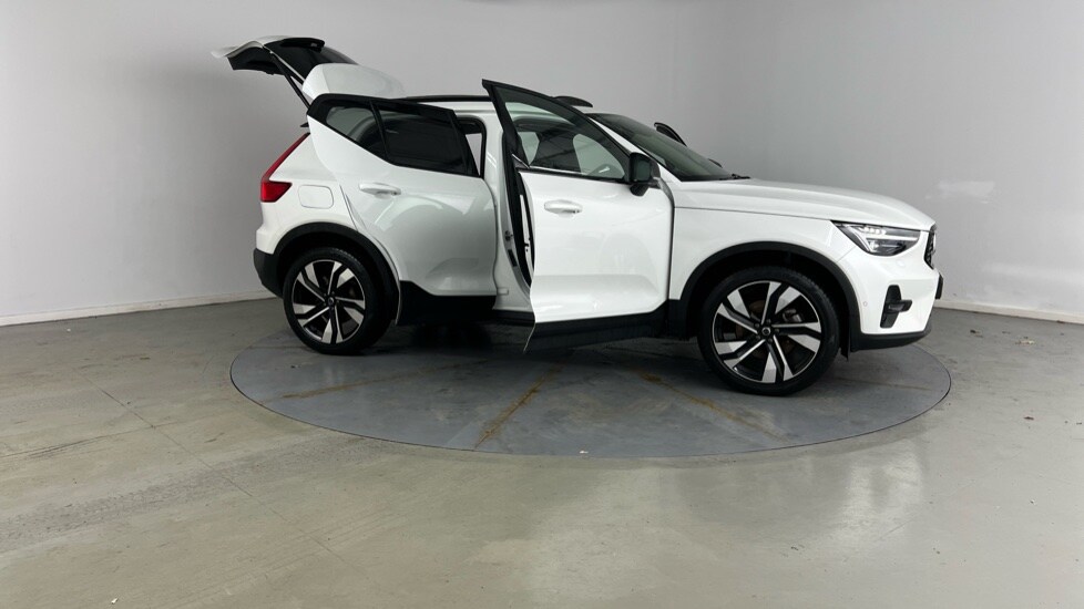 Used Volvo XC40 2025 for sale - 77281126: Photo 25
