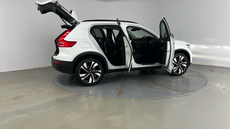 Used Volvo XC40 2025 for sale - 77281126: Photo 28