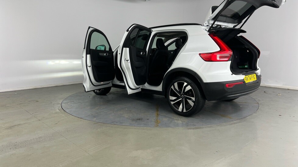 Used Volvo XC40 2025 for sale - 77281126: Photo 36