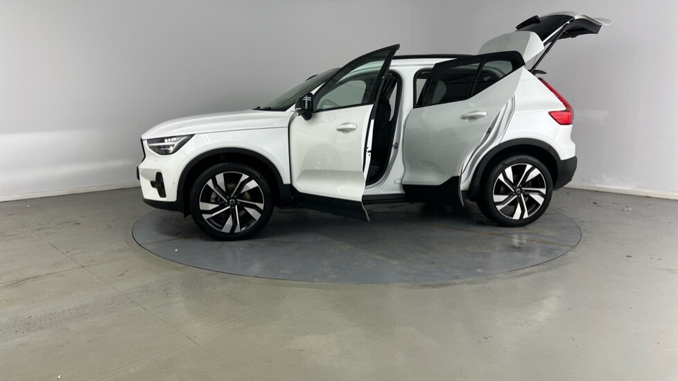 Used Volvo XC40 2025 for sale - 77281126: Photo 40