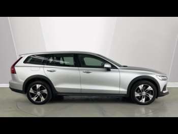 Used Volvo V60 2021 for sale - 74721185: Photo