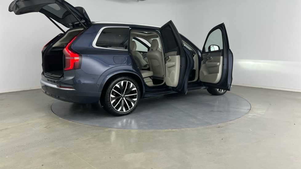 Used Volvo XC90 2024 for sale - 77247996: Photo 28