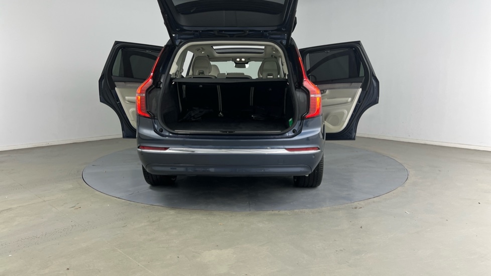 Used Volvo XC90 2024 for sale - 77247996: Photo 31