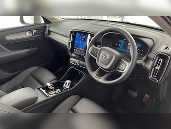 Used Volvo XC40 2025 for sale - 78000347: Photo