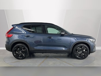 Used Volvo XC40 2026 for sale - 79248959: Photo