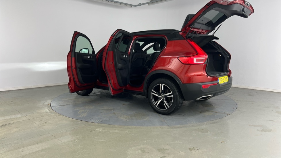 Used Volvo XC40 2019 for sale - 76954442: Photo 36