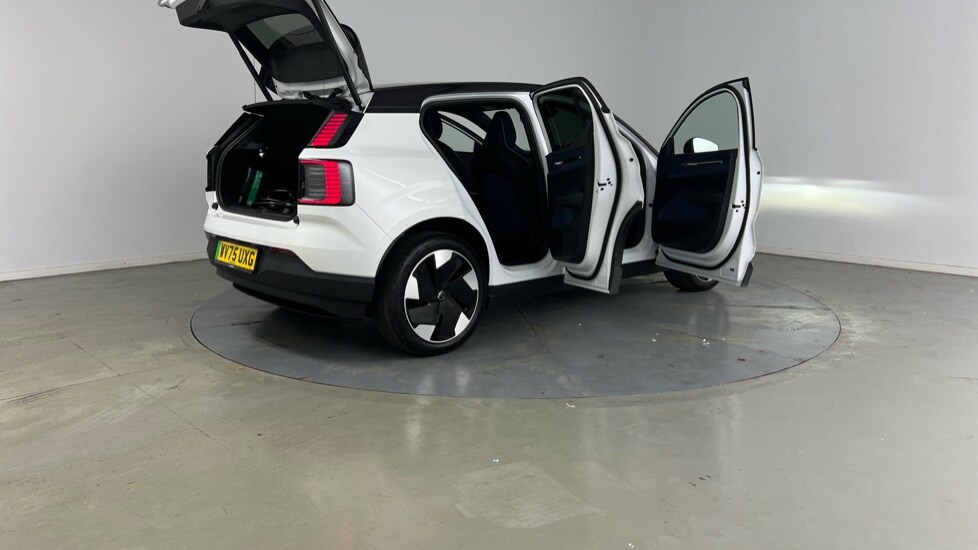 Used Volvo EX30 2025 for sale - 76233960: Photo 29