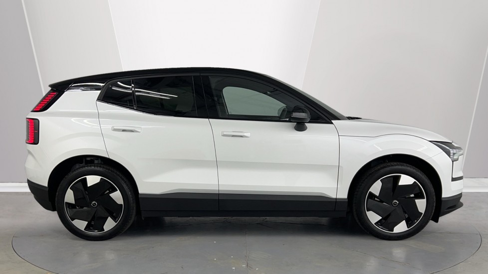 Used Volvo EX30 2025 for sale - 76233960: Photo 3