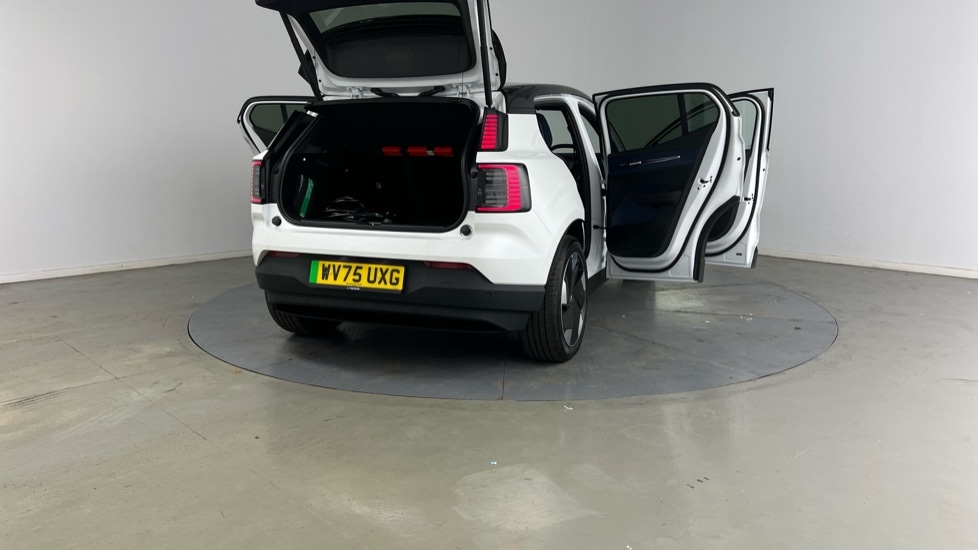 Used Volvo EX30 2025 for sale - 76233960: Photo 31