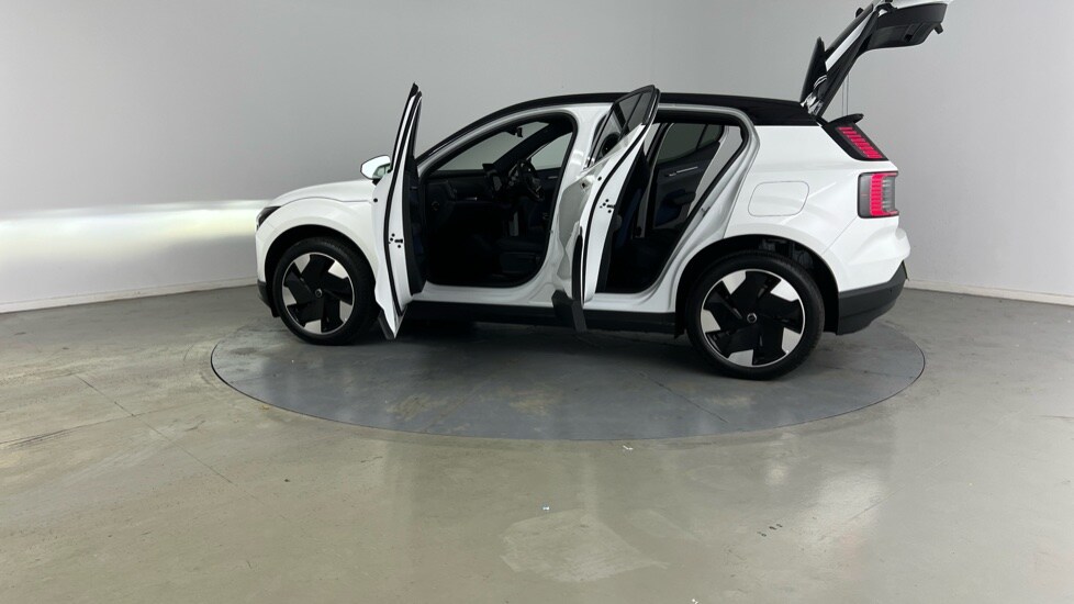 Used Volvo EX30 2025 for sale - 76233960: Photo 38