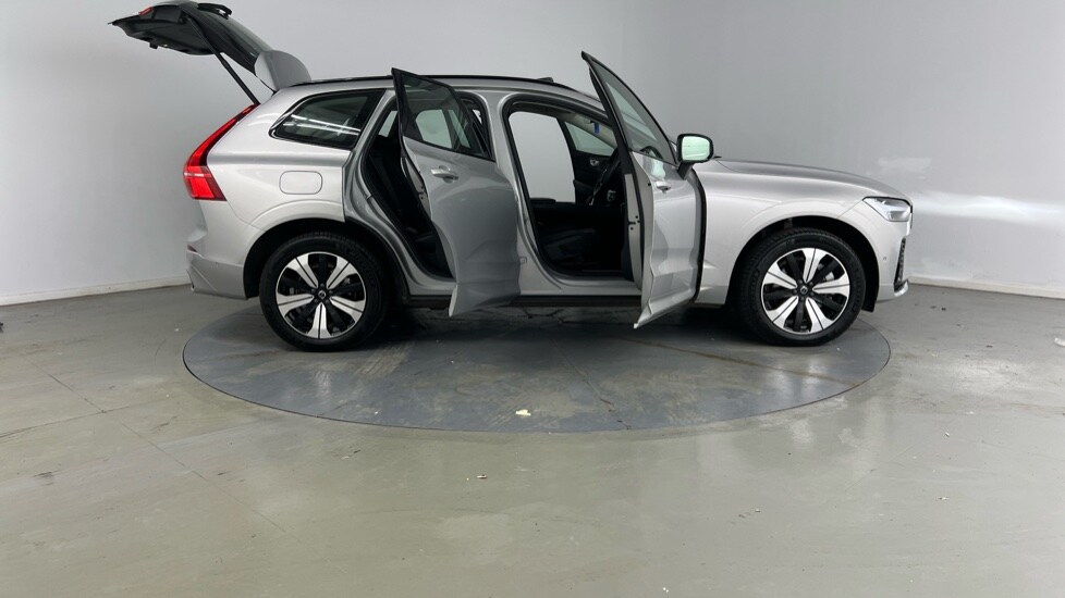 Used Volvo XC60 2023 for sale - 78108694: Photo 25