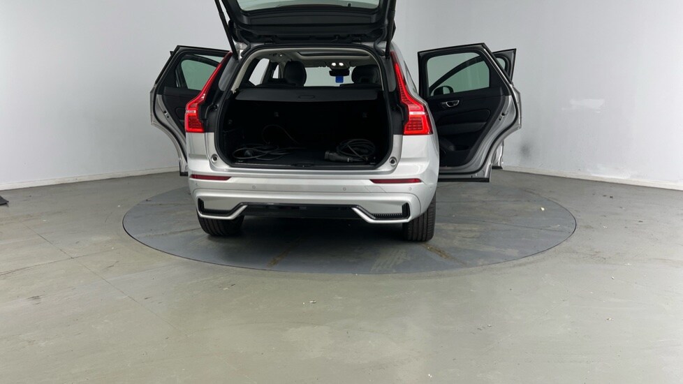 Used Volvo XC60 2023 for sale - 78108694: Photo 31