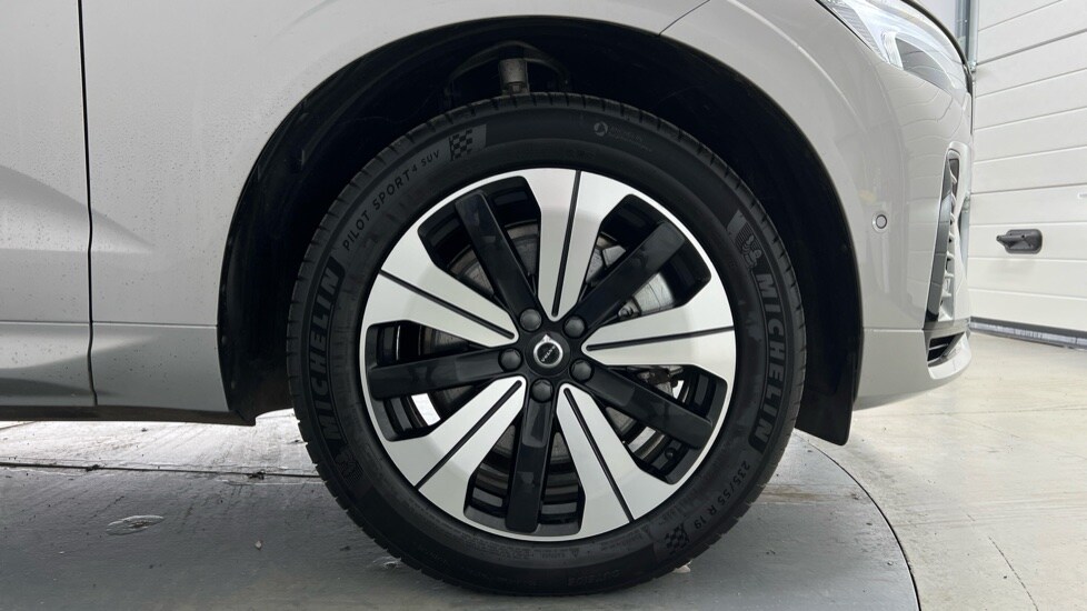 Used Volvo XC60 2023 for sale - 78108694: Photo 9