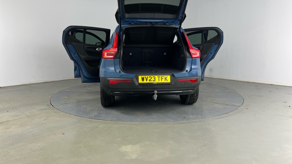 Used Volvo XC40 2023 for sale - 77316065: Photo 33