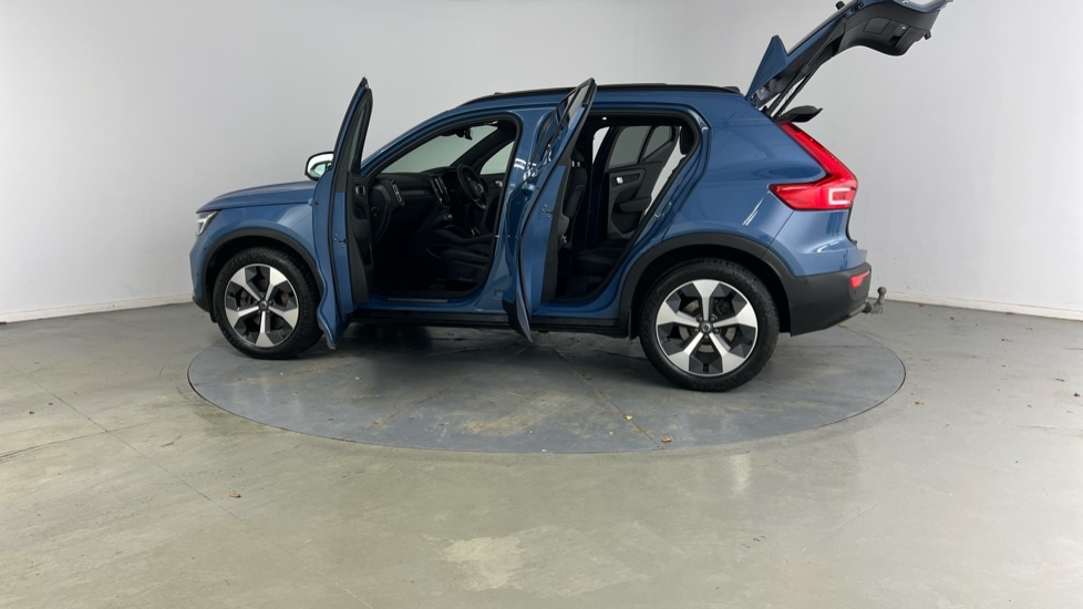 Used Volvo XC40 2023 for sale - 77316065: Photo 38