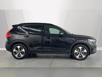 Used Volvo XC40 2025 for sale - 78656647: Photo