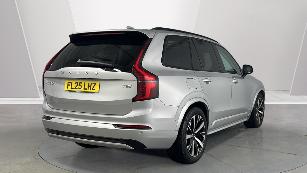 Used Volvo XC90 2025 for sale - 76788221: Photo 2
